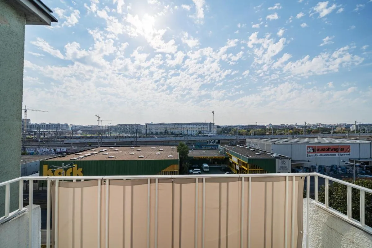 Central 60m2 suite 10 min walk from main station - 3