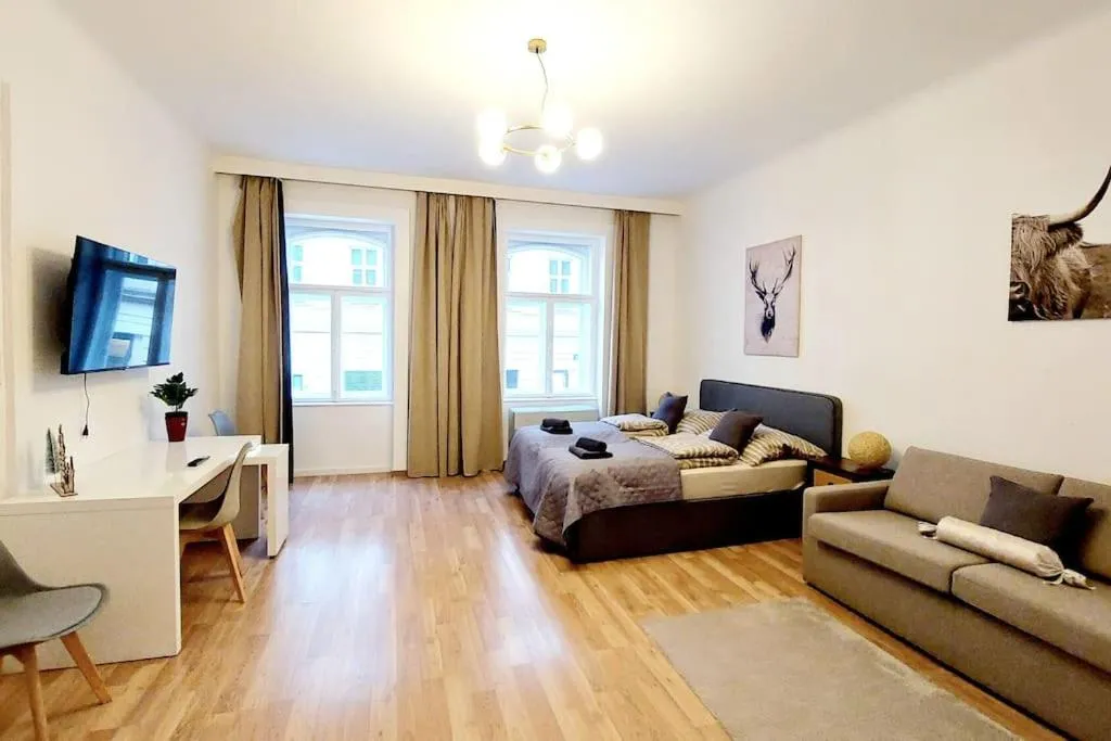 Central & Spacious 3 Bedroom Apartment