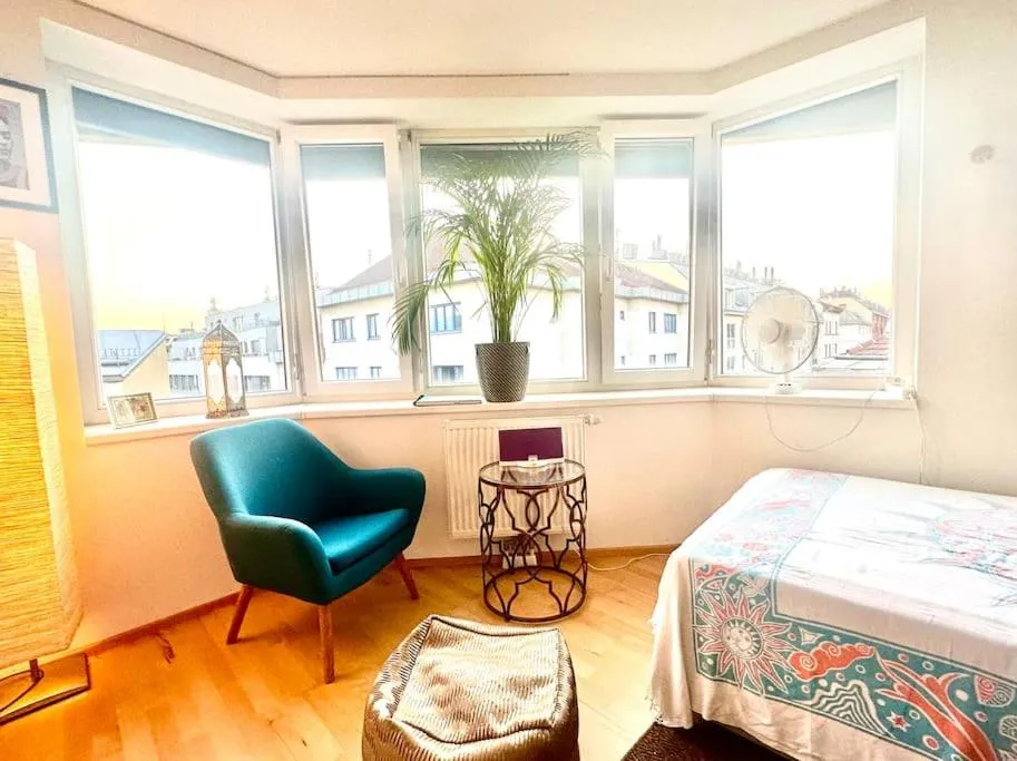 Charming Flat on Top Floor with great View