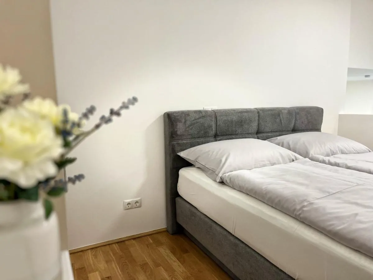 Danube22 Apartment 4 - 2