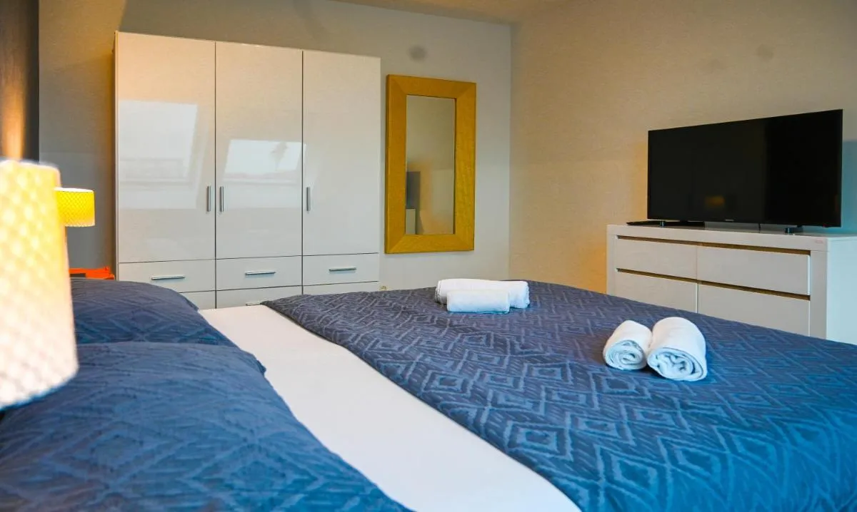 Delightful Duplex Danube Canal - 3
