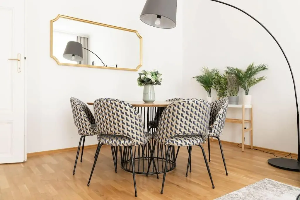 FRANZ 23 – typical Viennese apartment in the heart of Vienna - 3