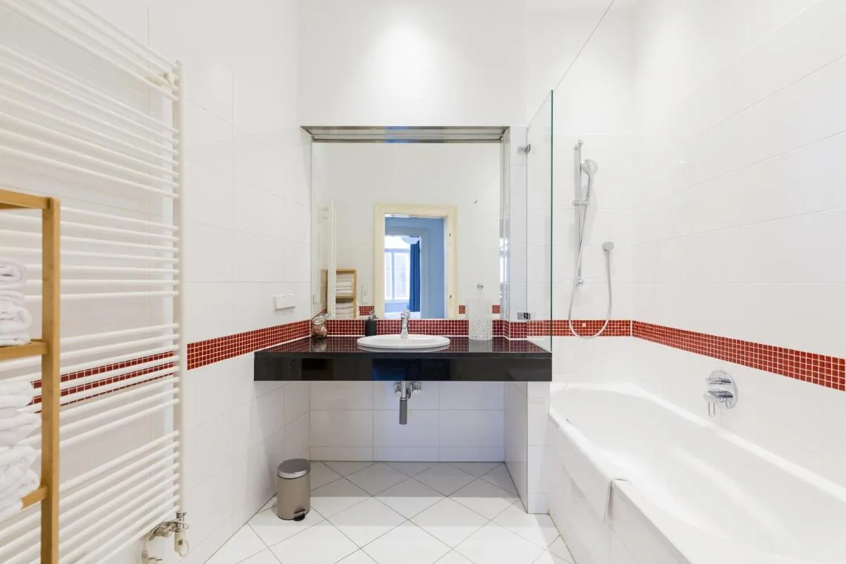 Grand Viennese Residence - 3