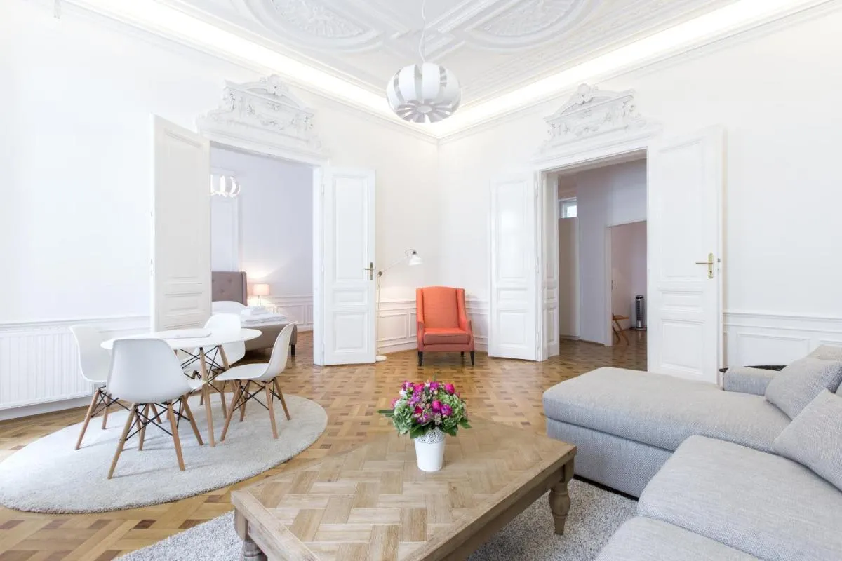 HeyMi Apartments in City Center - 2