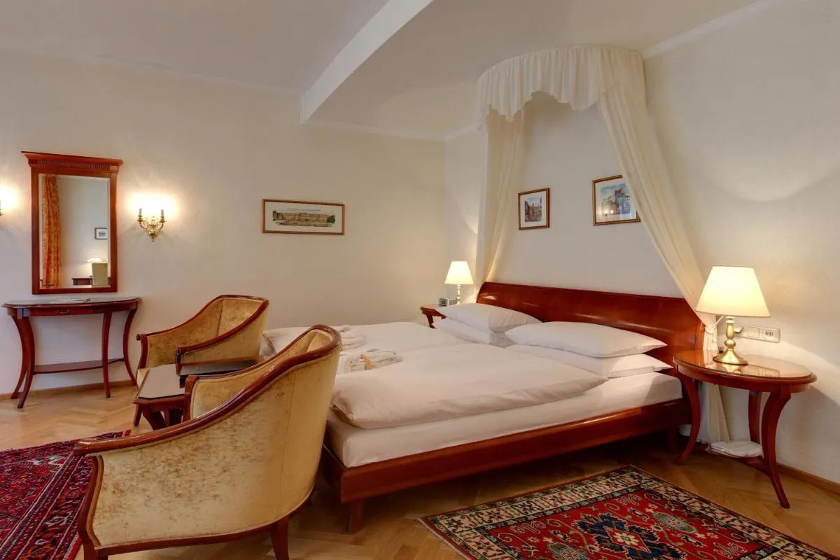 Hotel Kaiserin Elisabeth - 2