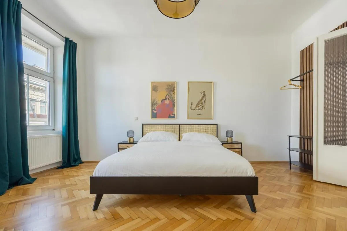 Imperial City Apartment - 2
