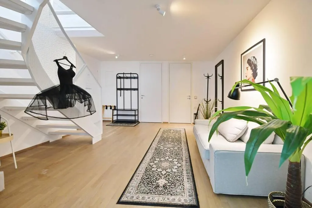 JULIUS 24 – duplex apartment 5 mins to city center - 2