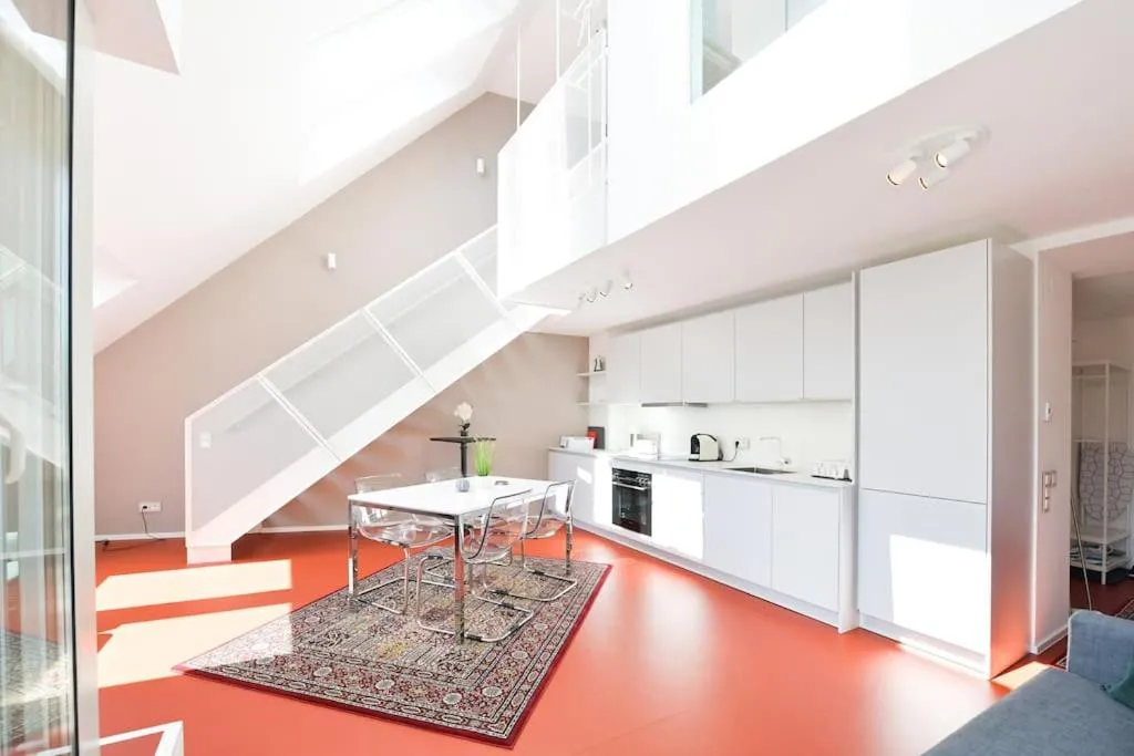 JULIUS 27 duplex apartment 5 mins to center - 3