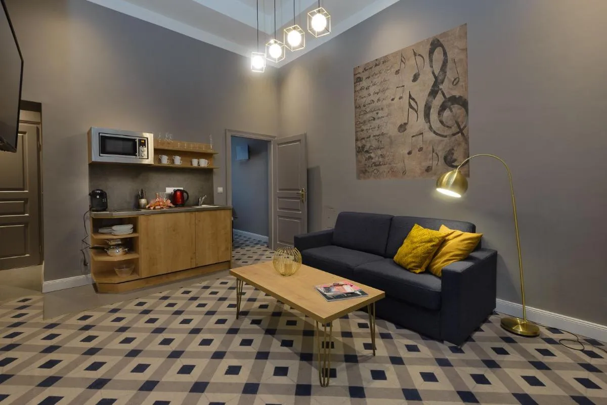 KH Opera Apartments - 3