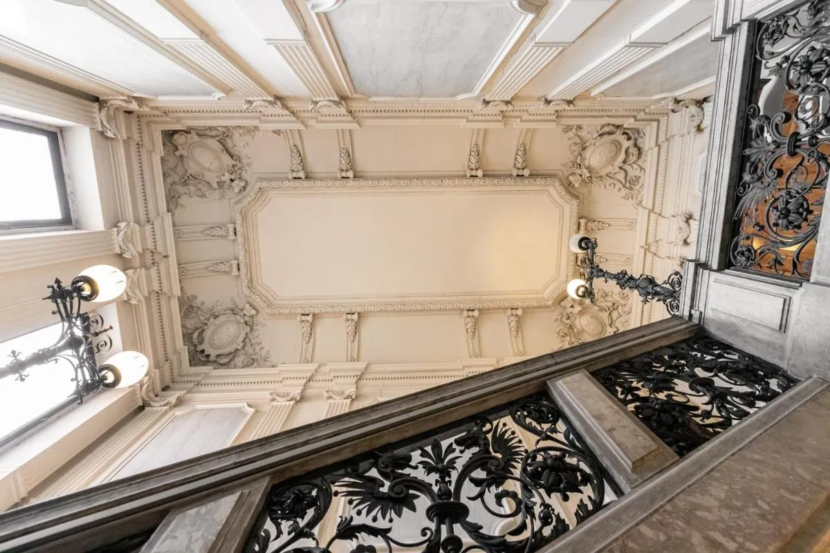 Noble Luxurious Palais - 3