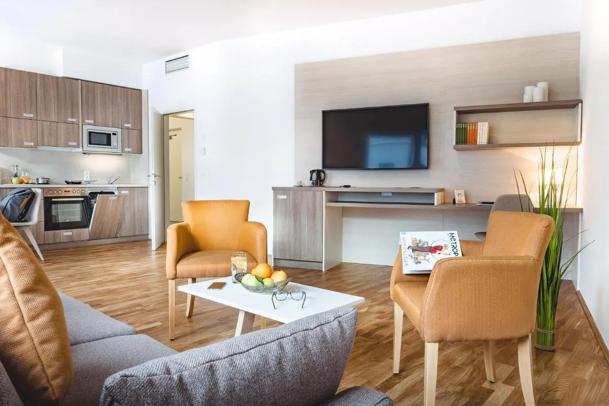 Oliver Apartments | contactless check-in - 2