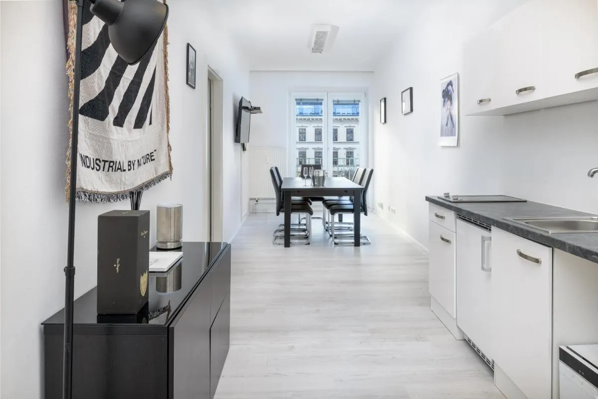 *Opera Luxury Apartment* 2BR - 3