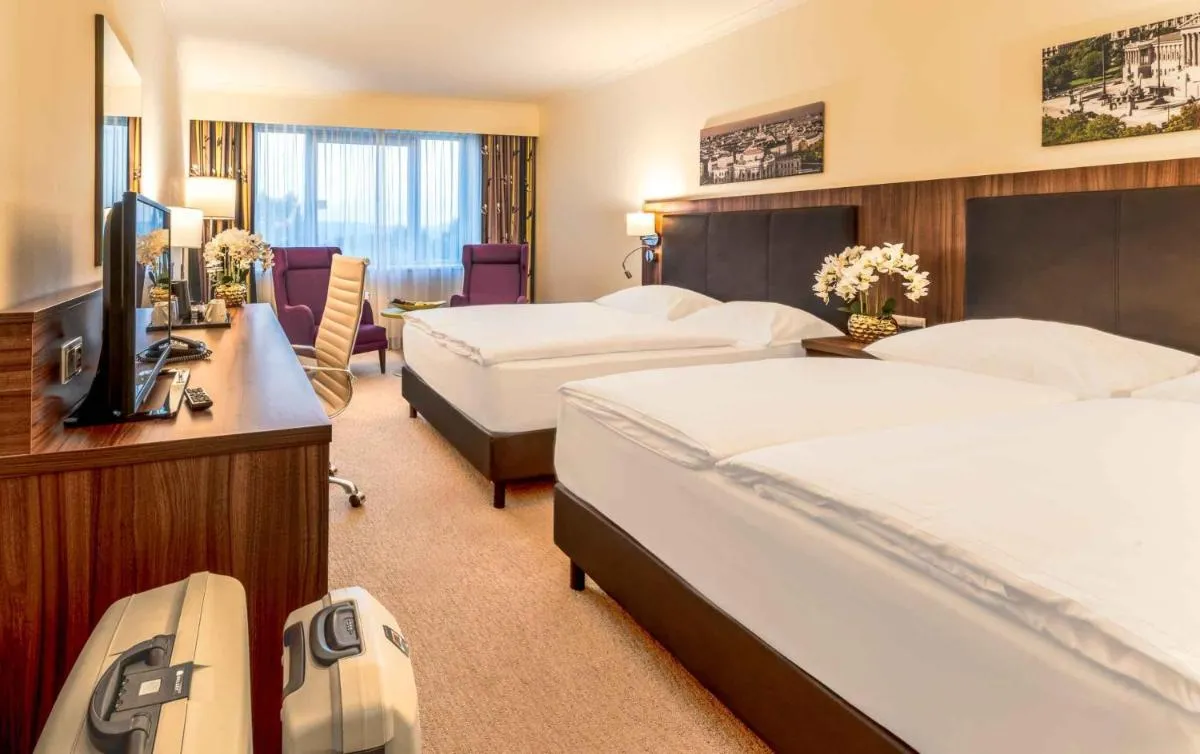 PLAZA Premium Wien - 3