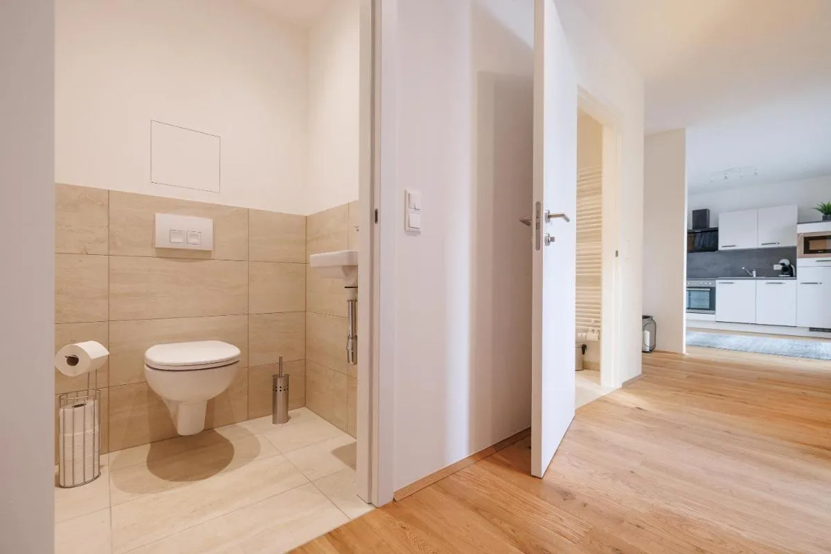 SYMPHONY Apartments 42 – Modern Loft with Terrace and Grill in Central Location - 3