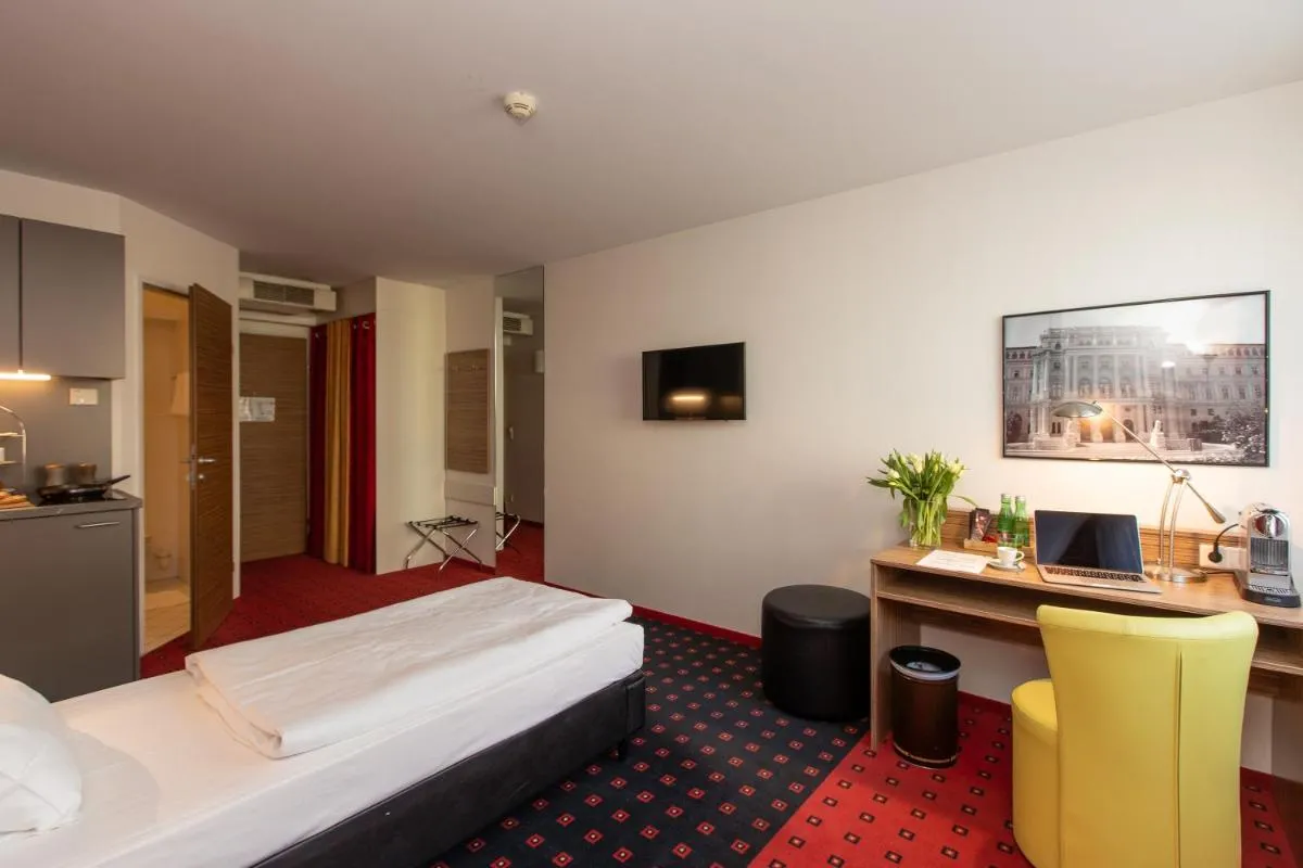 Senator Hotel Vienna - 2