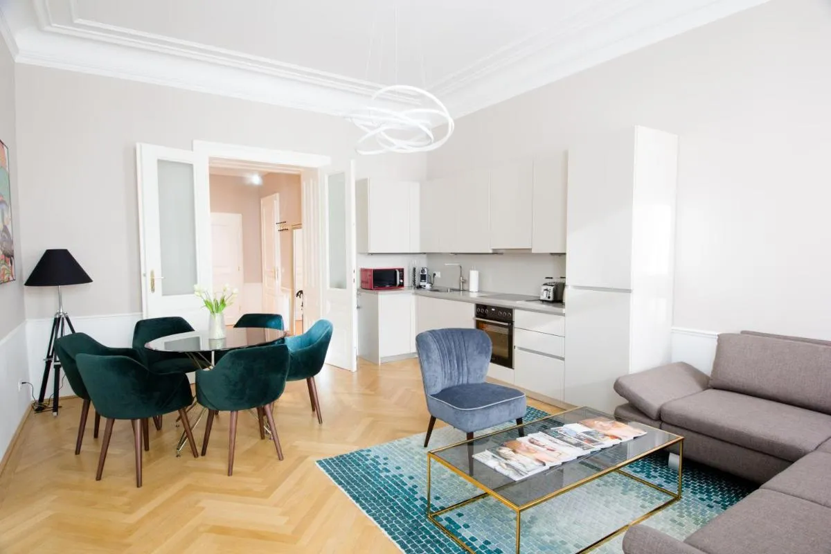 Studio Apartments Urania – Mai’s Apartments by Arbio - 2