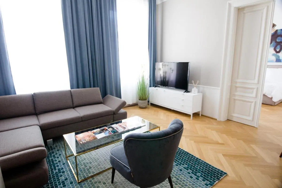 Studio Apartments Urania – Mai’s Apartments by Arbio - 3