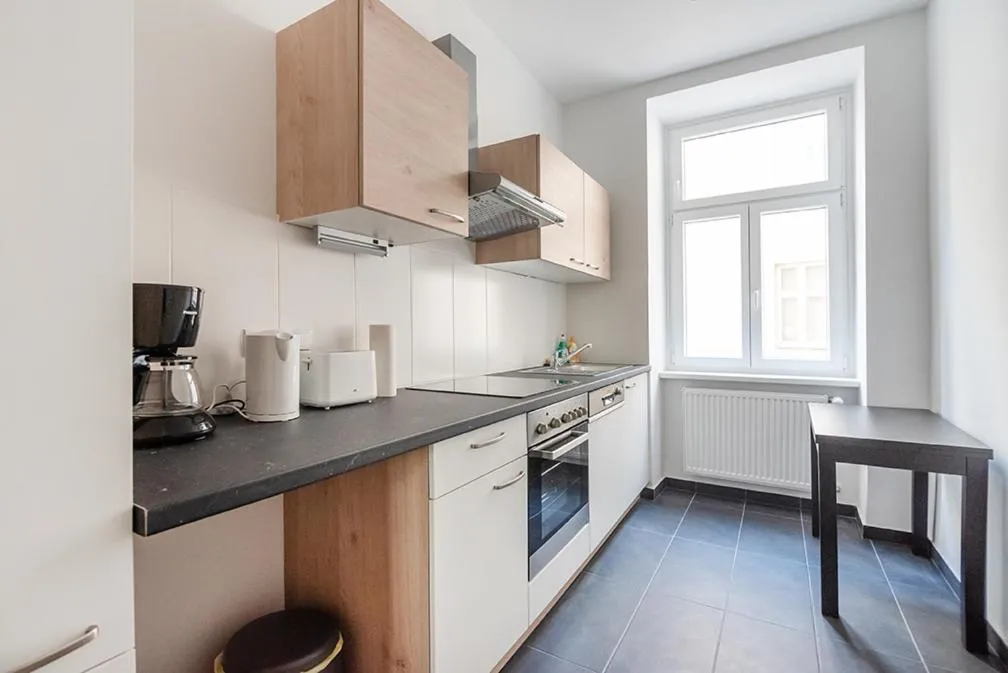 UNIVERSUM APARTMENT - 3