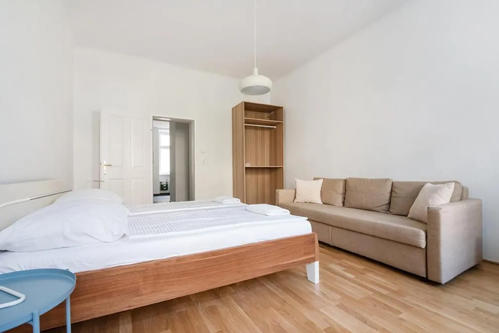UNIVERSUM APARTMENT - 2