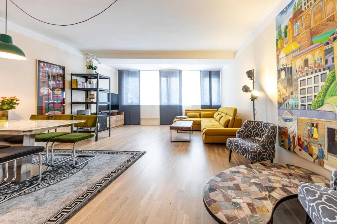 Vienna Apartment 1010