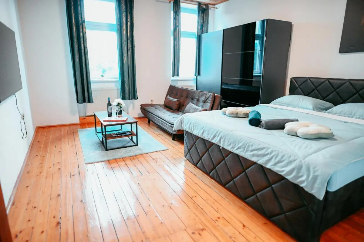 Vienna Belvedere Apartment - 2