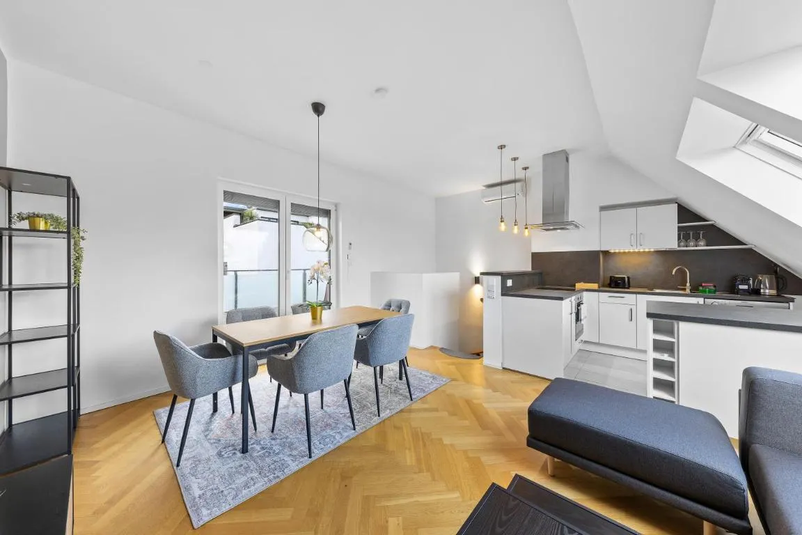 Vienna Chic Residences #Presidential Suite #BRAND NEW#