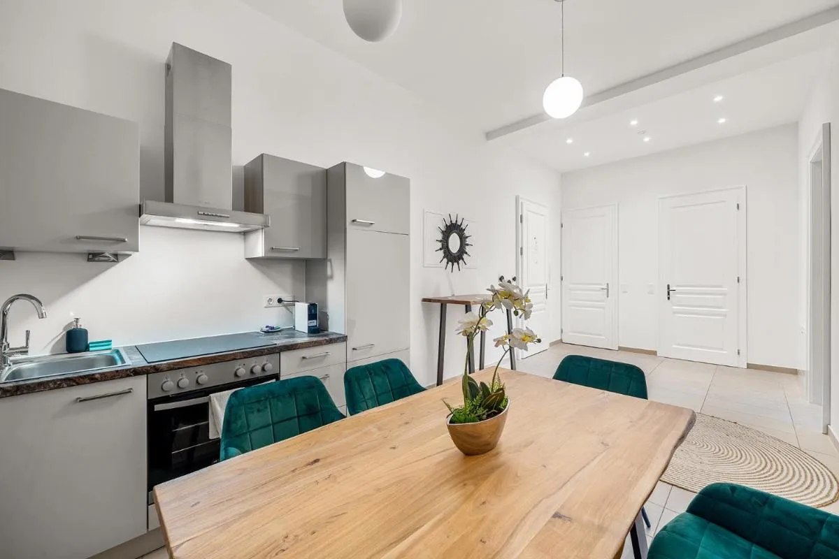 Vienna Chic Residences #Suite 7 - 3
