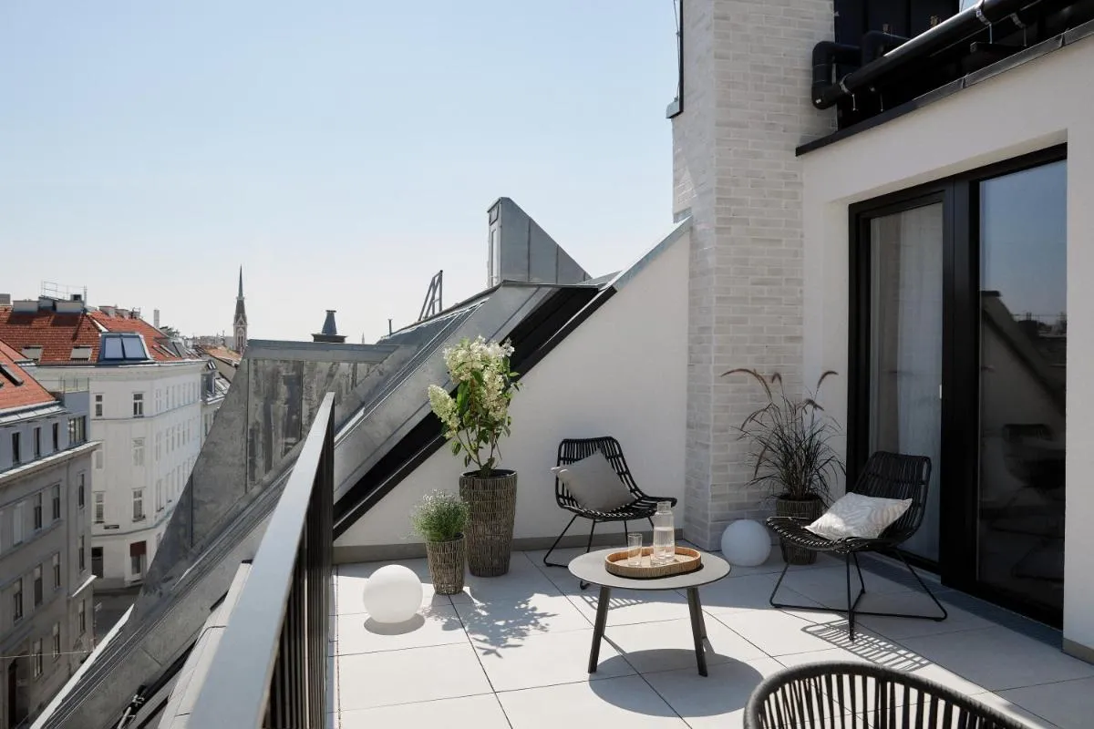 Vienna Heights Premium Apartments - 3