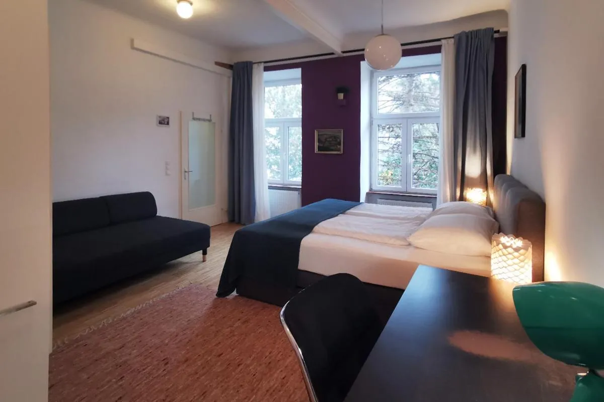 Vienna Palm Apartments - 2