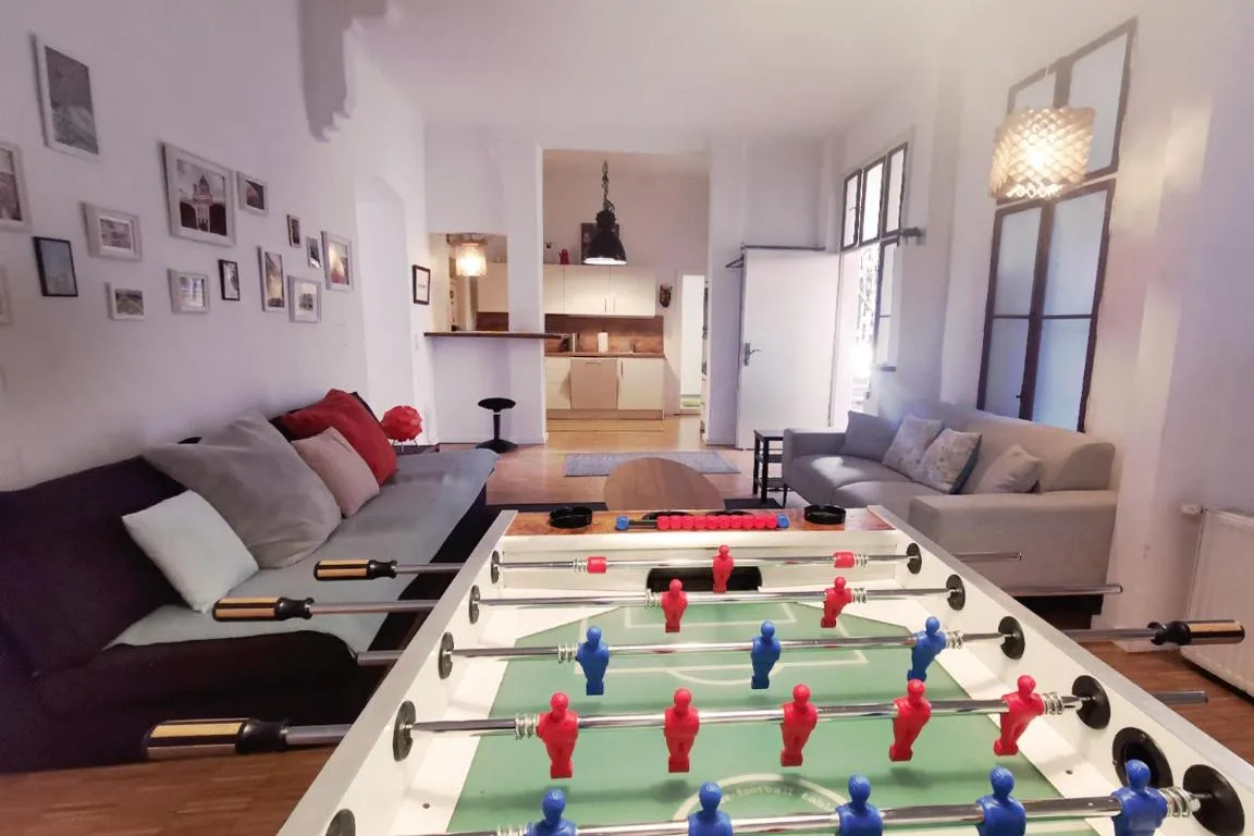 Vienna Palm Apartments