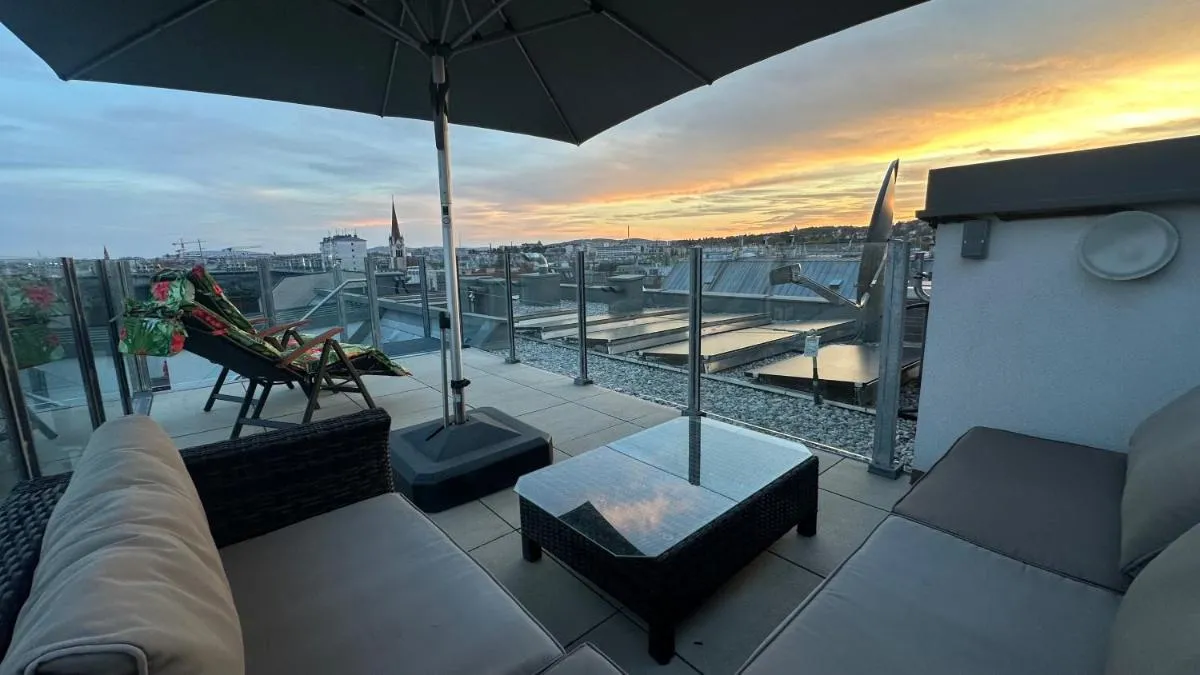 Wiener Schloss Wilhelminen Apartment 360° views - 3