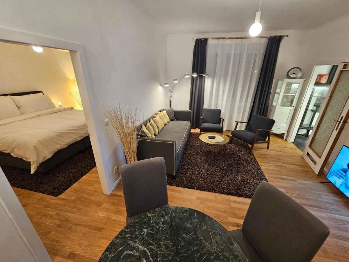 Yuki’s Place – Central Design Apartment – Vienna Trade Fair – WU Campus – Downtown – Subway - 2