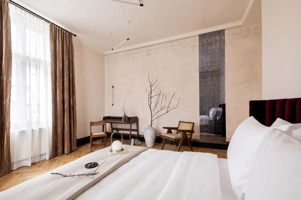 Zola Hotel – Palais de Bohème Adults Only