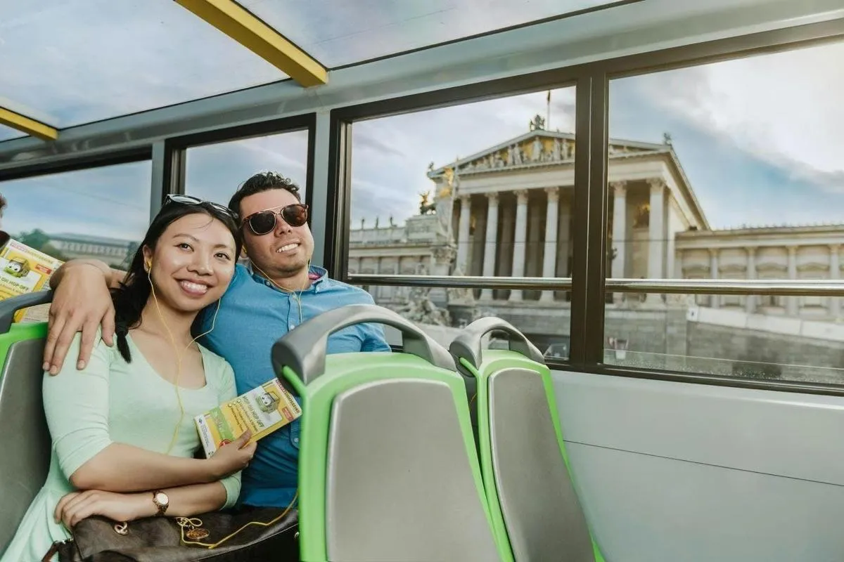Image 3 of 24-hour Hop-on, Hop-off Sightseeing Bus Pass