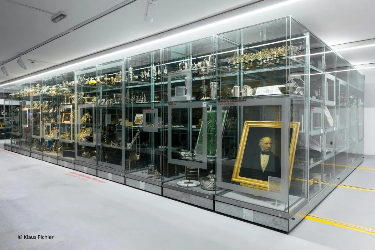 Admission to the Jewish Museum Vienna