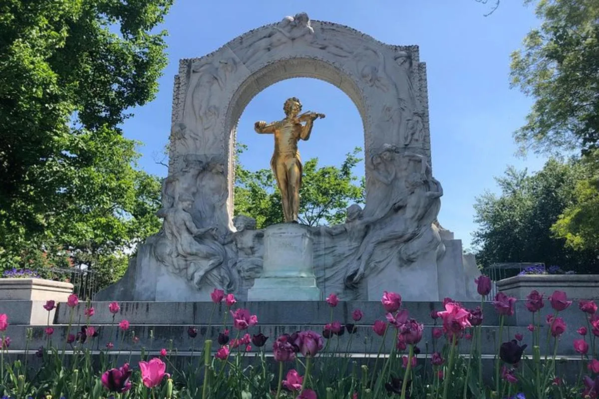 Image 2 of Classic Private City Tour Vienna
