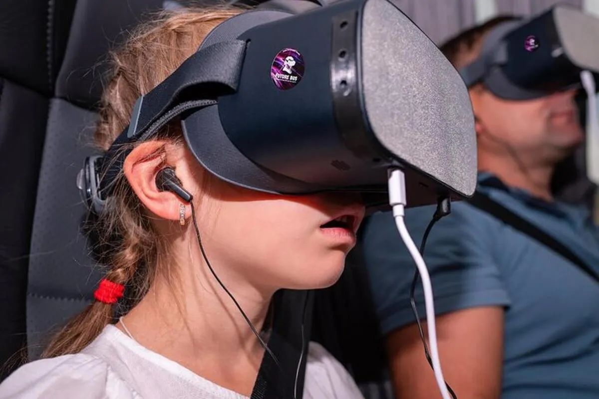 Image 5 of Future Bus Tours – Vienna’s highlights bus tour with virtual reality