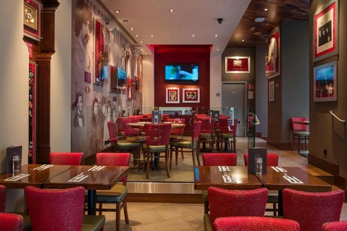 Image 2 of Hard Rock Cafe Vienna with Set Menu for Lunch or Dinner