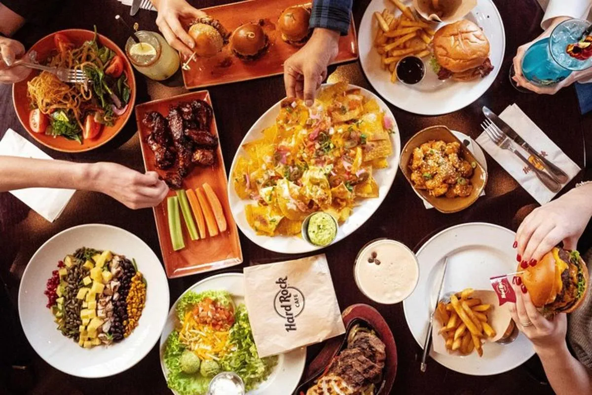 Image 3 of Hard Rock Cafe Vienna with Set Menu for Lunch or Dinner