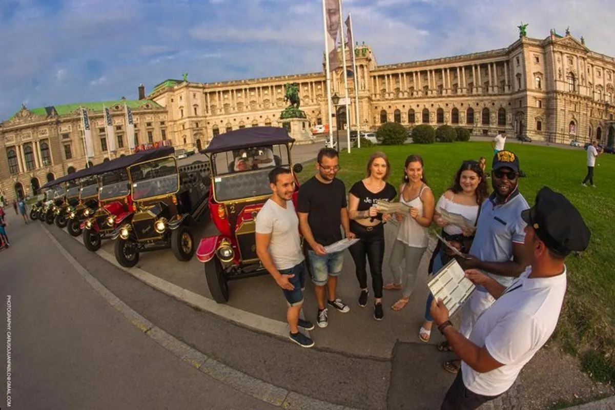 Image 3 of Oldtimer Tour Vienna Gold Tour