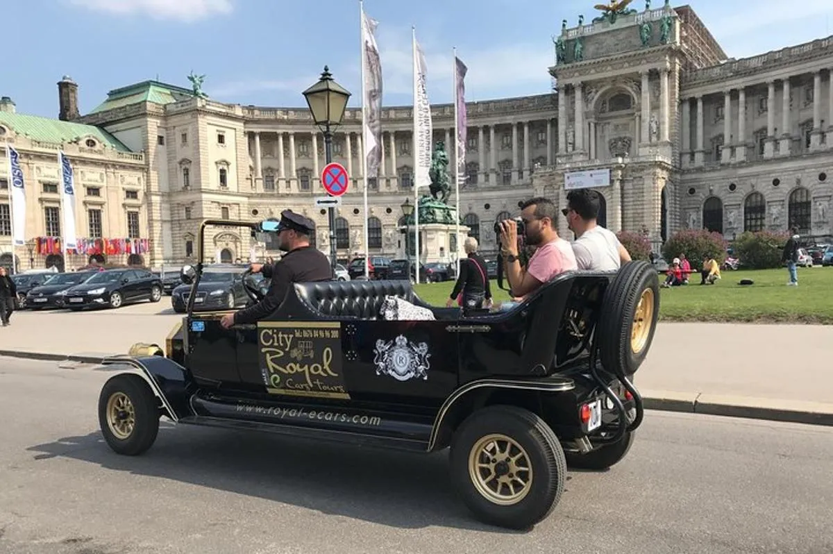 Image 5 of Oldtimer Tour Vienna Gold Tour