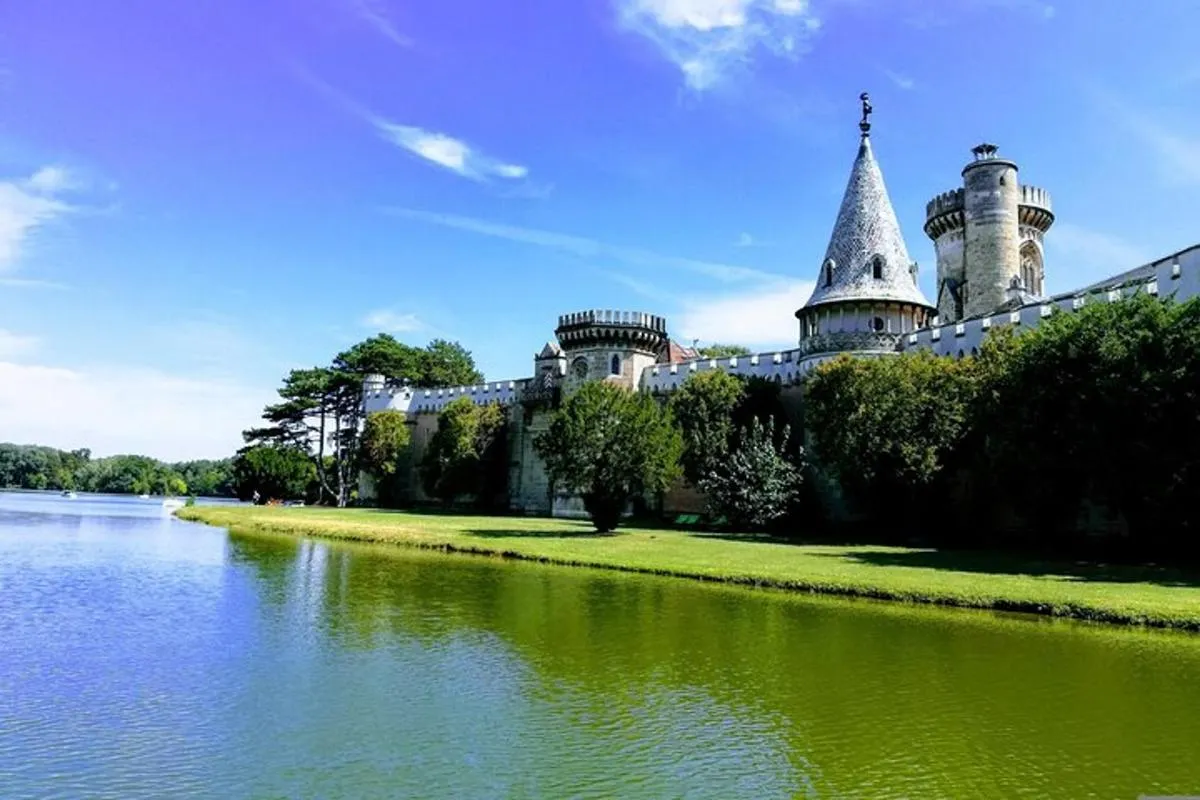 Private Day Trip: Vienna To Laxenburg, Bratislava & Kreuzenstein