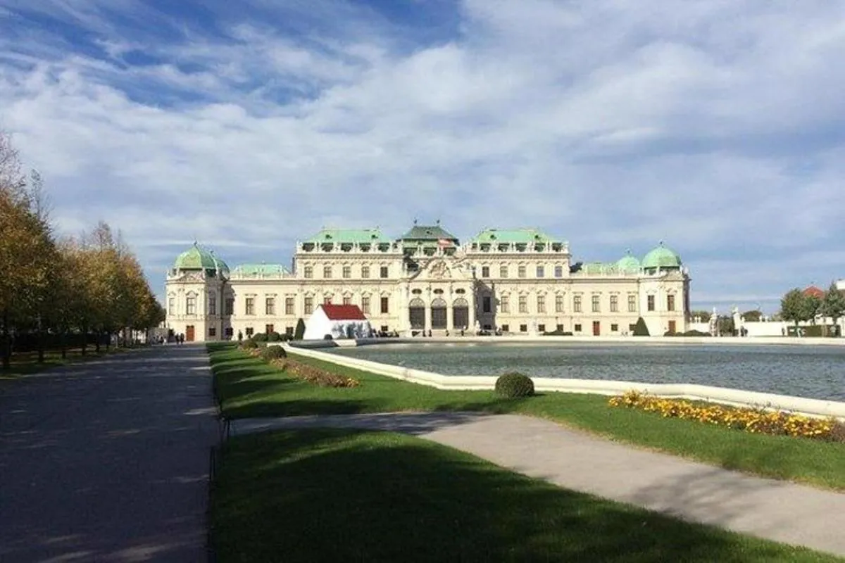 Image 2 of Private Tour of the Belvedere Palace with an Art Historian: Pictures of Austrian Identities. Art & History Tour with Skip-the-line Tickets