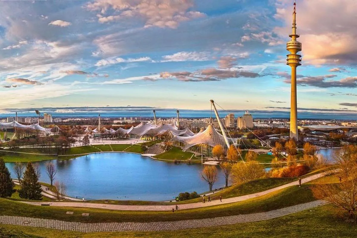 Image 3 of Private Transfer from Vienna to Munich with 2 hours for sightseeing
