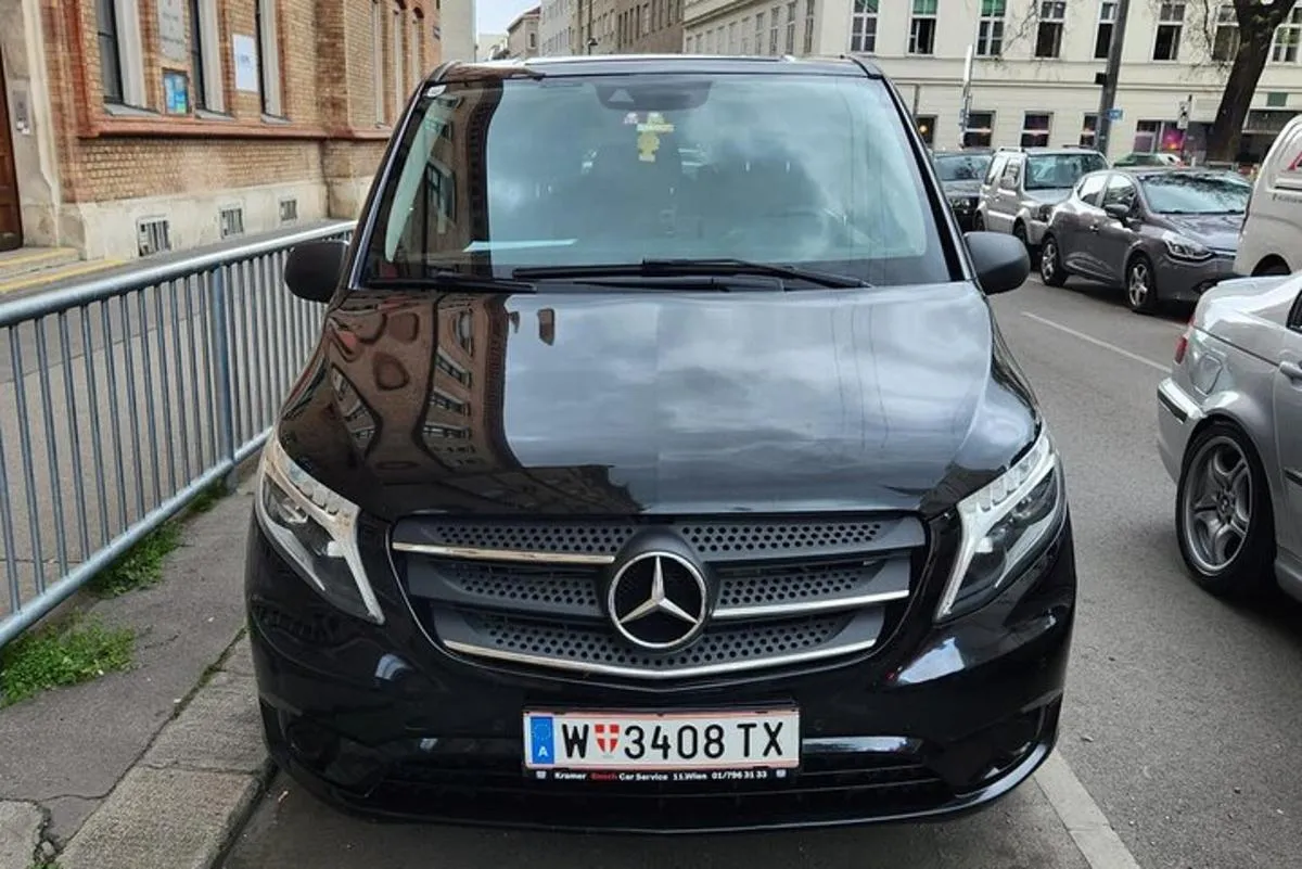 Image 5 of Private airport transfer in Vienna for up to 8 people in minibus