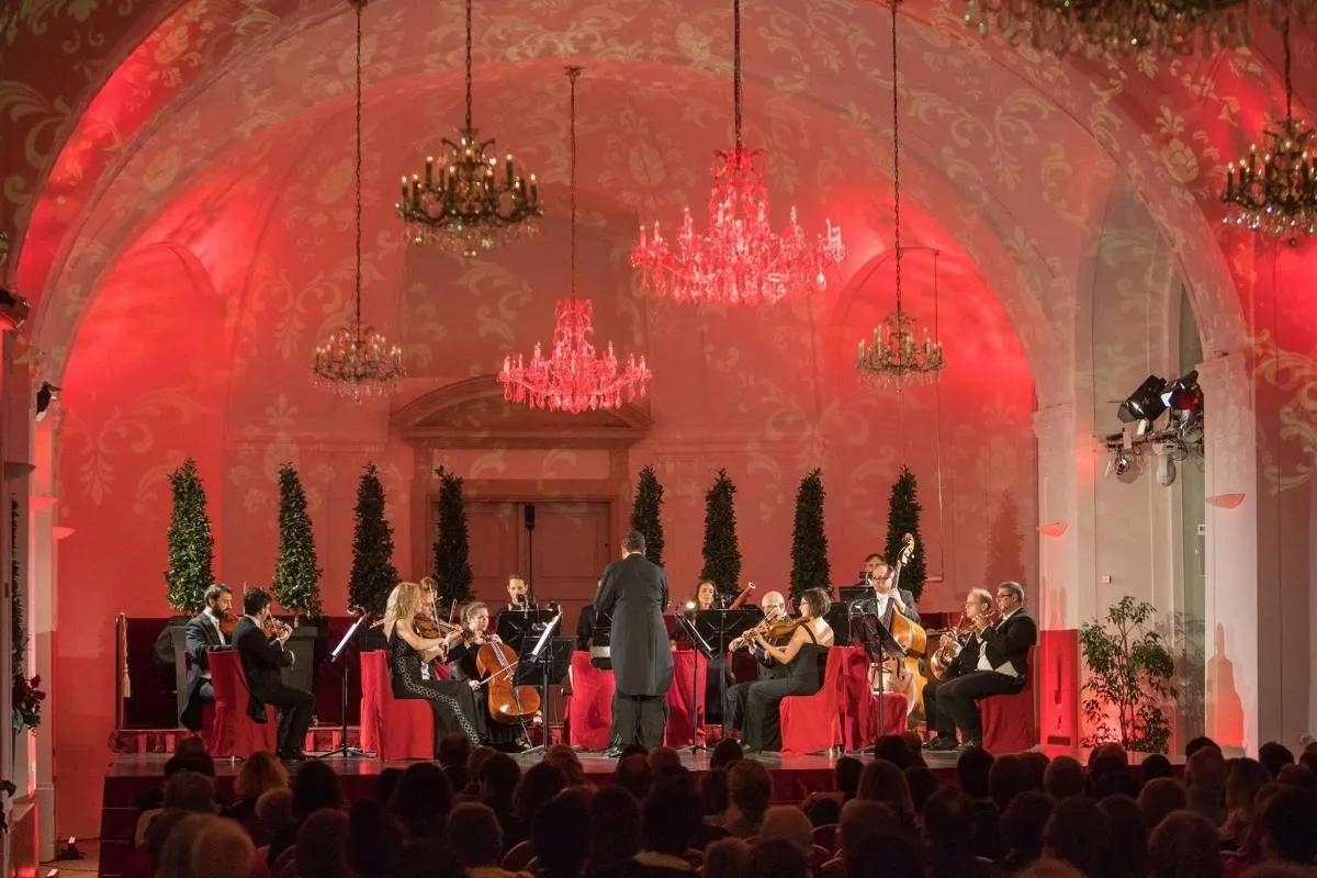 Image 0 of Schönbrunn Palace Self-guided Tour and Concert