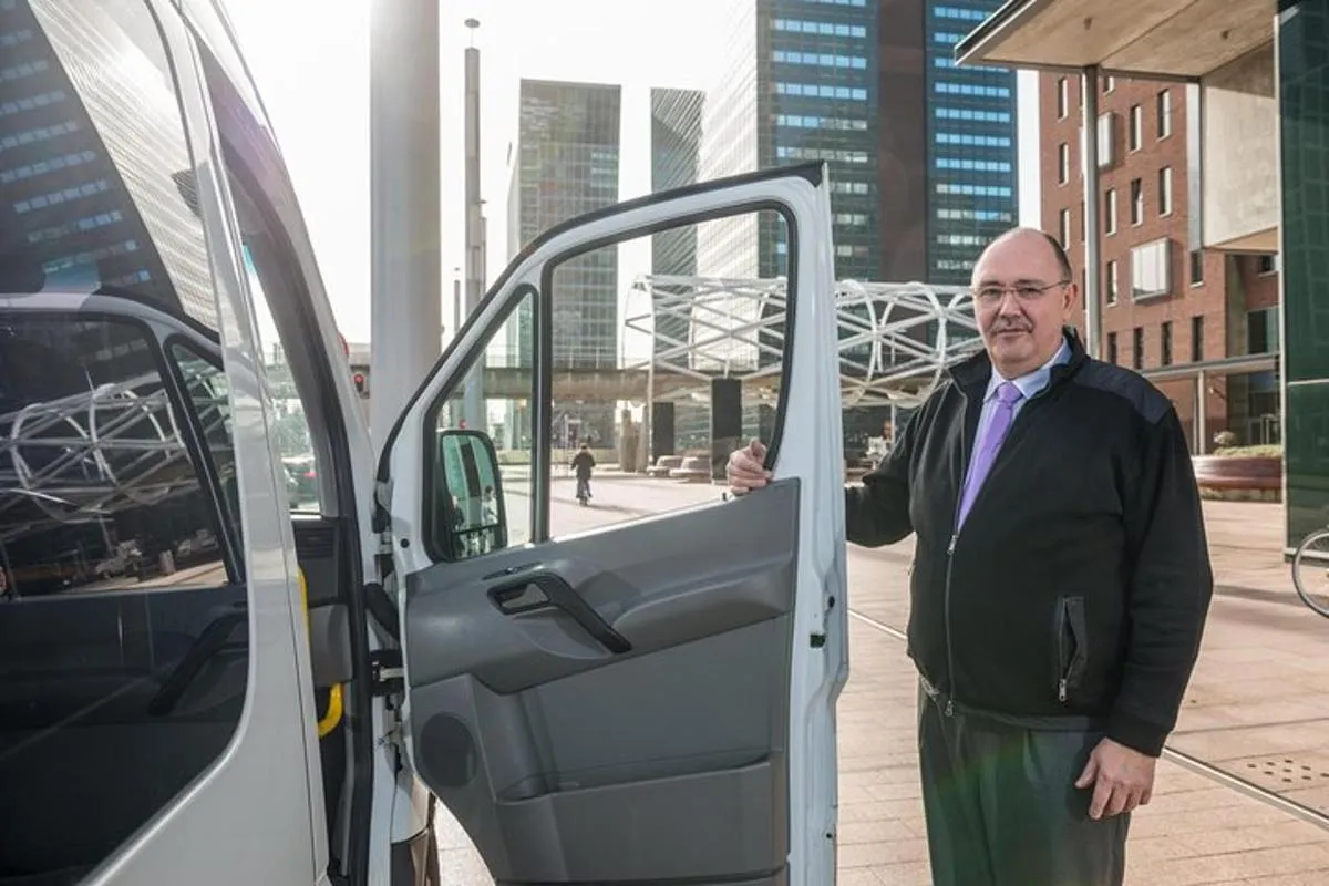 Image 4 of Vienna Airport Departure Transfer (Hotel to Vienna Airport)