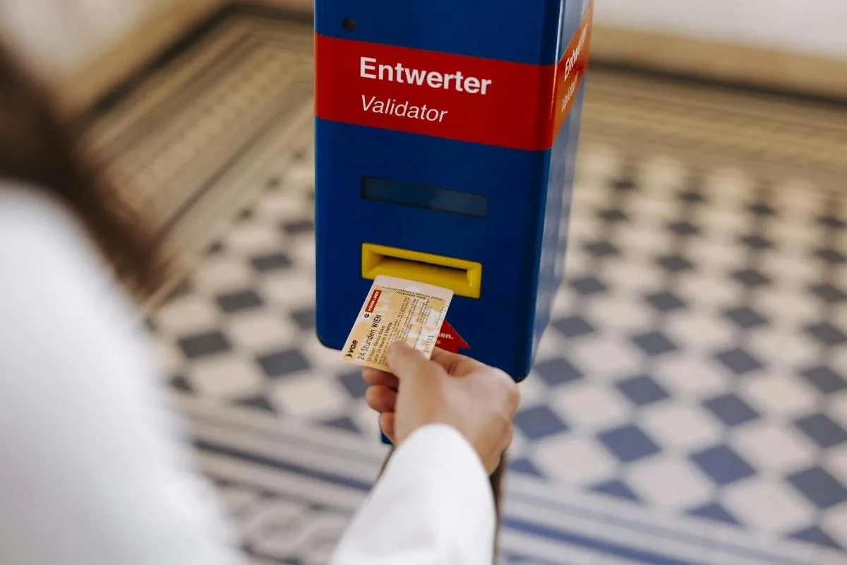 Image 2 of Vienna City Card for Free Public Transportation