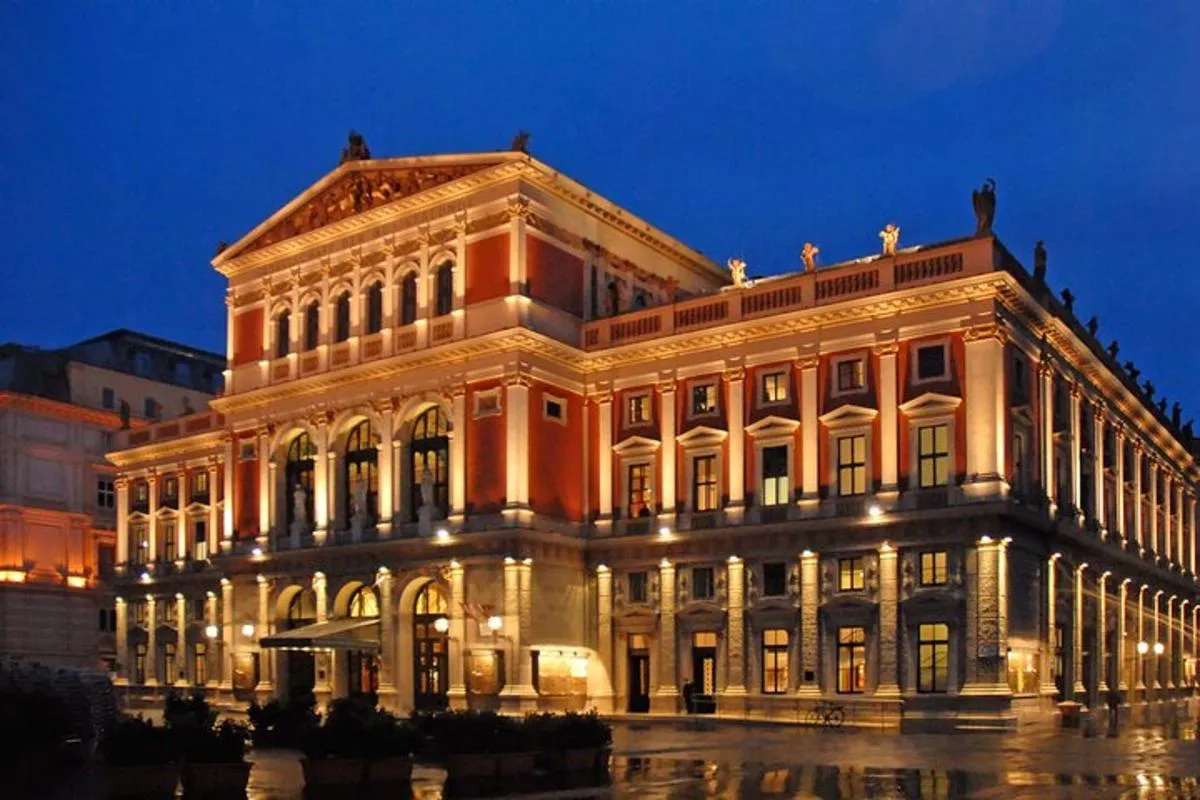Image 5 of Vienna Mozart VIP Package: Concert, Dinner and Carriage Ride