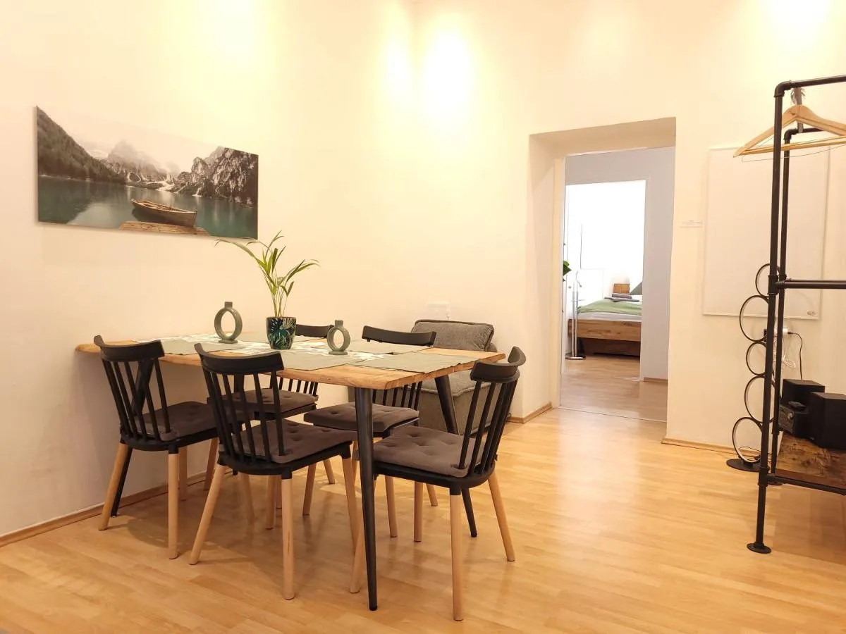 3 Bedrooms – 72sqm – 15 min. City Center - 3
